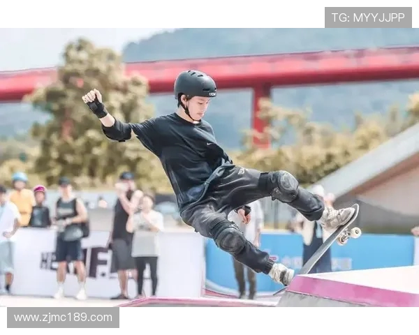 南京极限运动嘉年华滑板队展现超凡耐力与激情的精彩瞬间